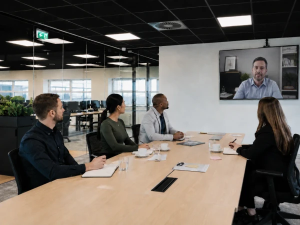 Collega's van Zelfstandige Adviseurs in overleg
